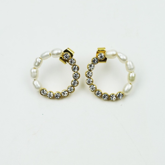 New JCREW Circle Pearl Stud Earrings $49 BO823 - Picture 4 of 4